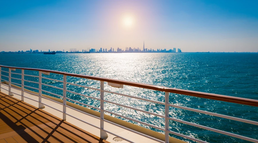 Costa Crociere Dubai, Emirati e Oman: skyline, deserto e mare caldo